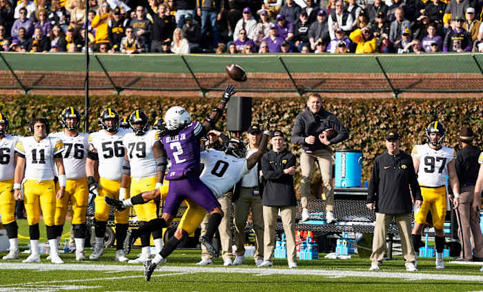 Northwestern grad transfer Garnett Hollis